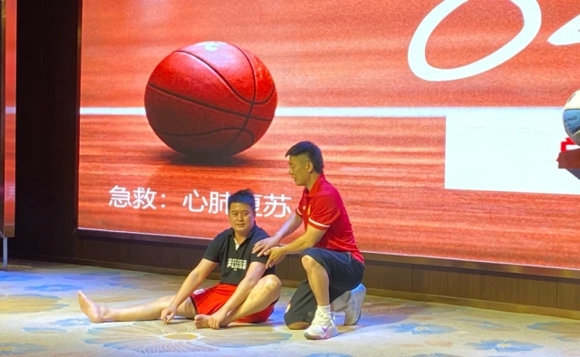 如何制定适合锦标赛的篮球训练计划_2